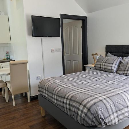 Featherbed Cottage Coventry Bagian luar foto