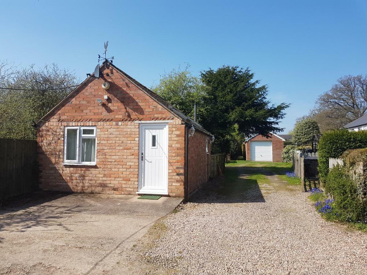 Featherbed Cottage Coventry Bagian luar foto